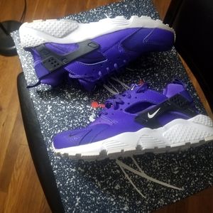 Nike, size 5y, purple